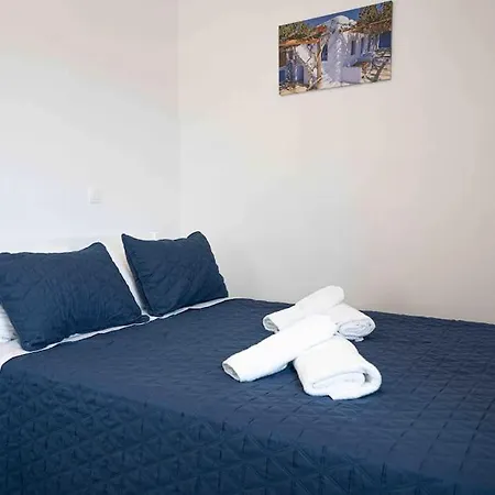 Traditional In Paros. Apartman *
