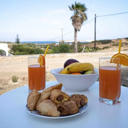 Traditional In Paros. Driósz